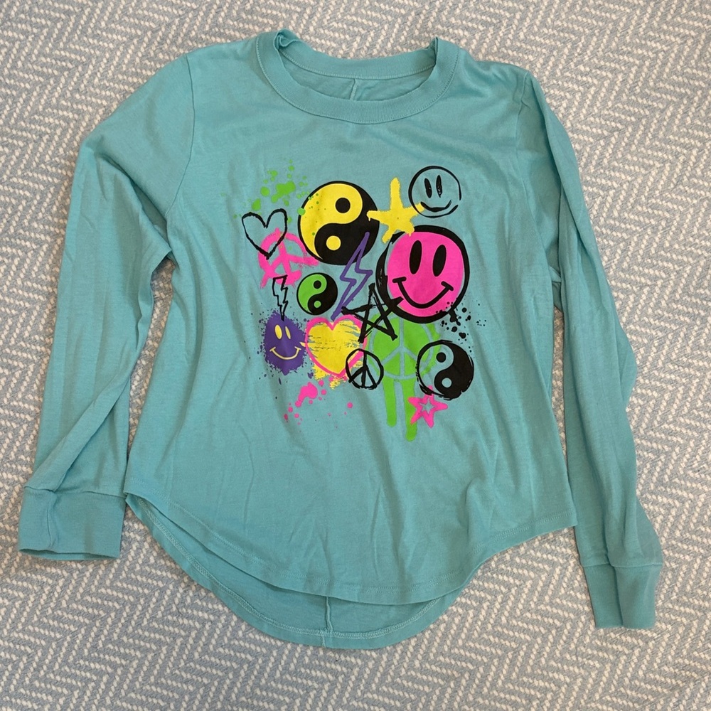 Chaser Aqua Long Sleeve Tee with Graphic Designs
